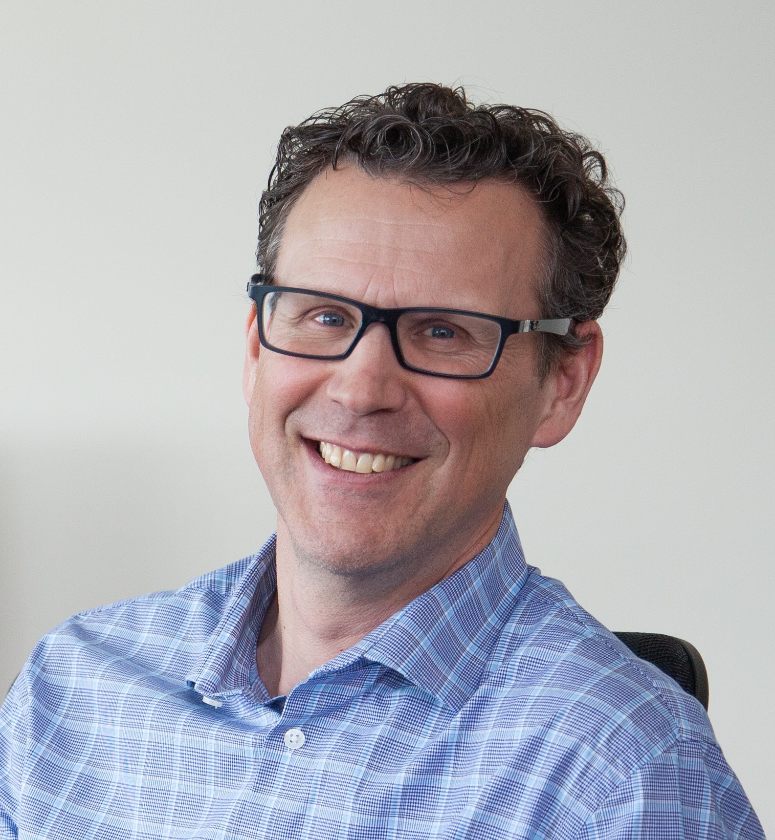 mark-pearmain-headshot.jpg