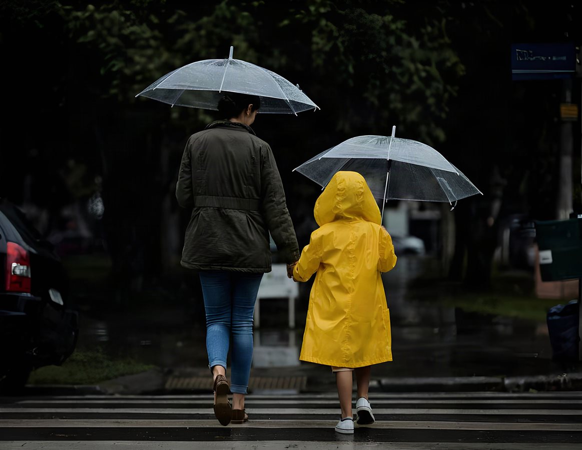 dark-walk-to-school.13d189212494.jpg