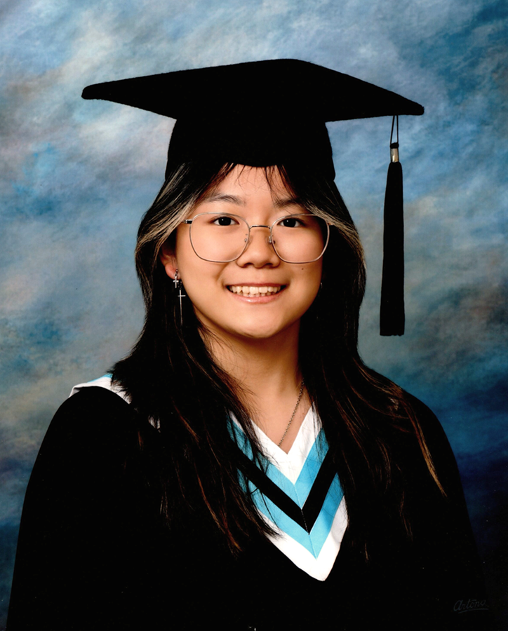 sarah-ye-grad.8a5a6a207742.png