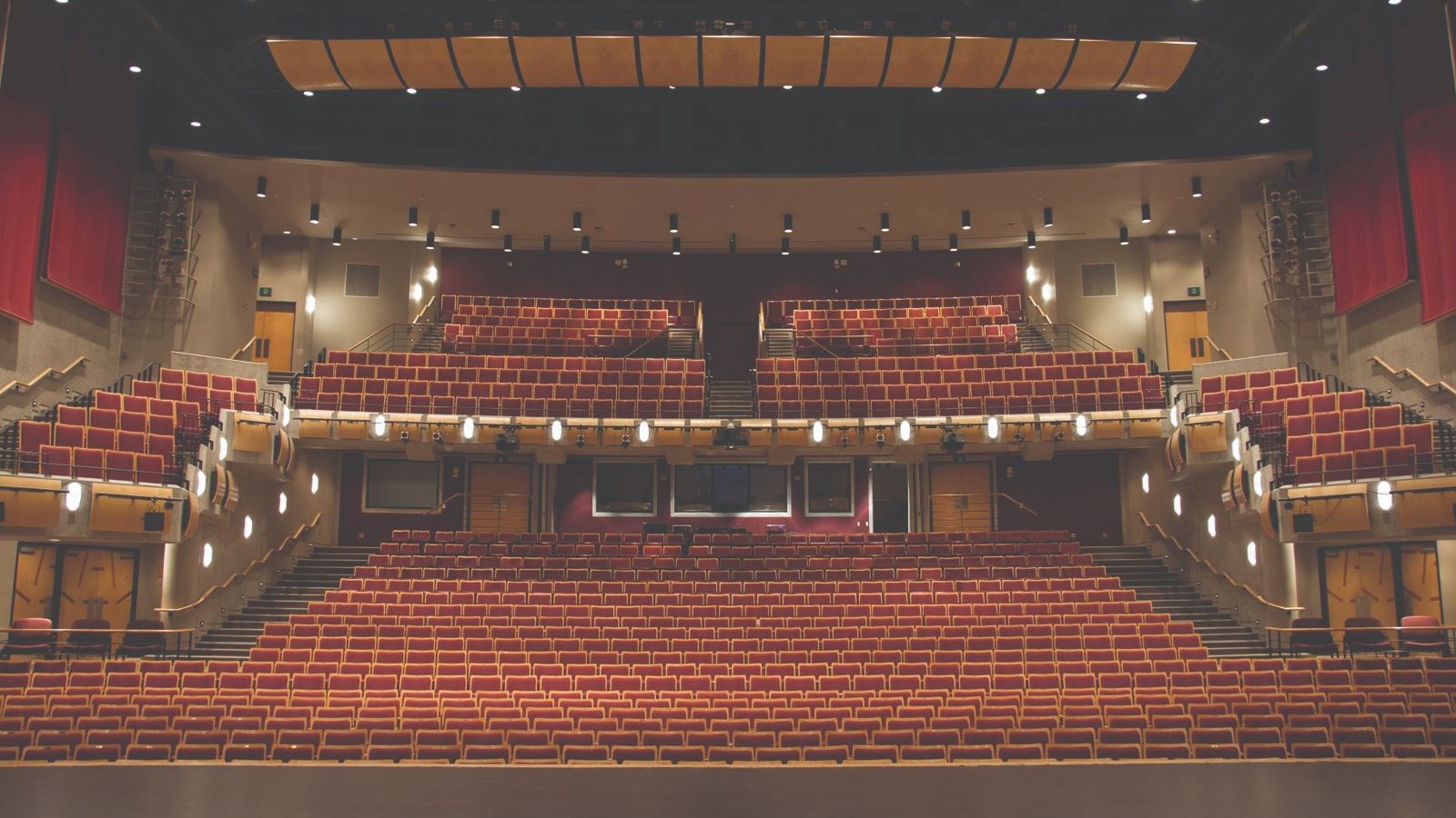 Welcome to the Bell Performing Arts Centre