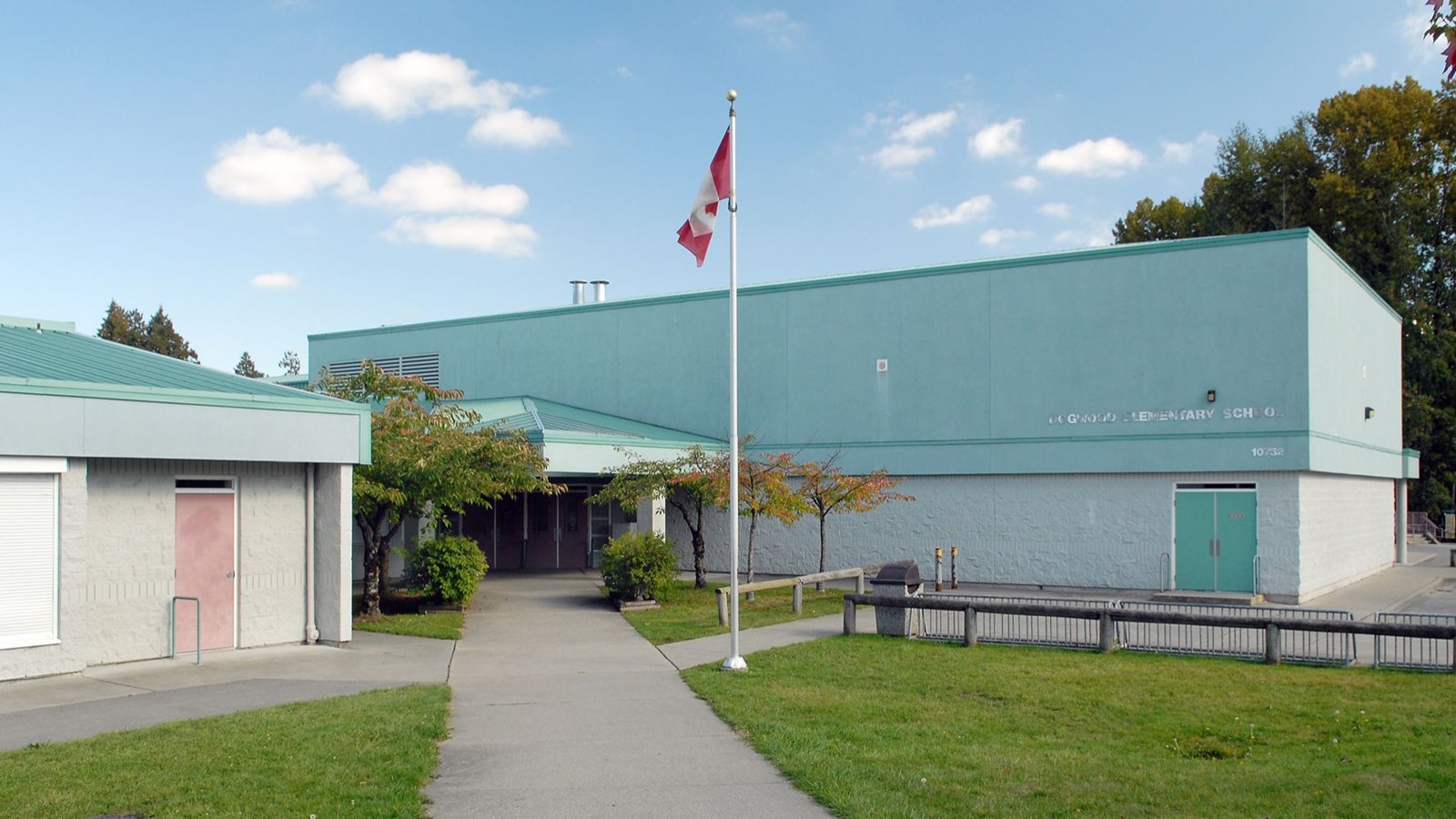 Welcome to Dogwood Elementary!