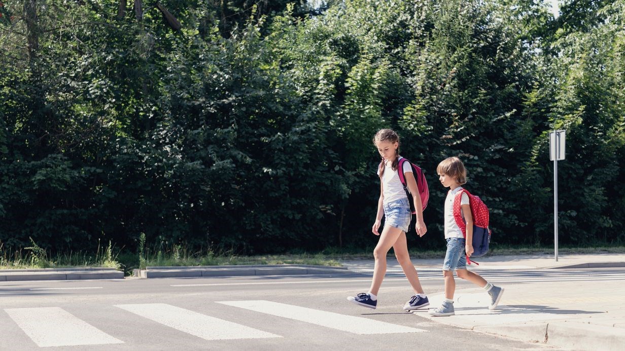 Drivers & pedestrians: Staying safe over the summer months