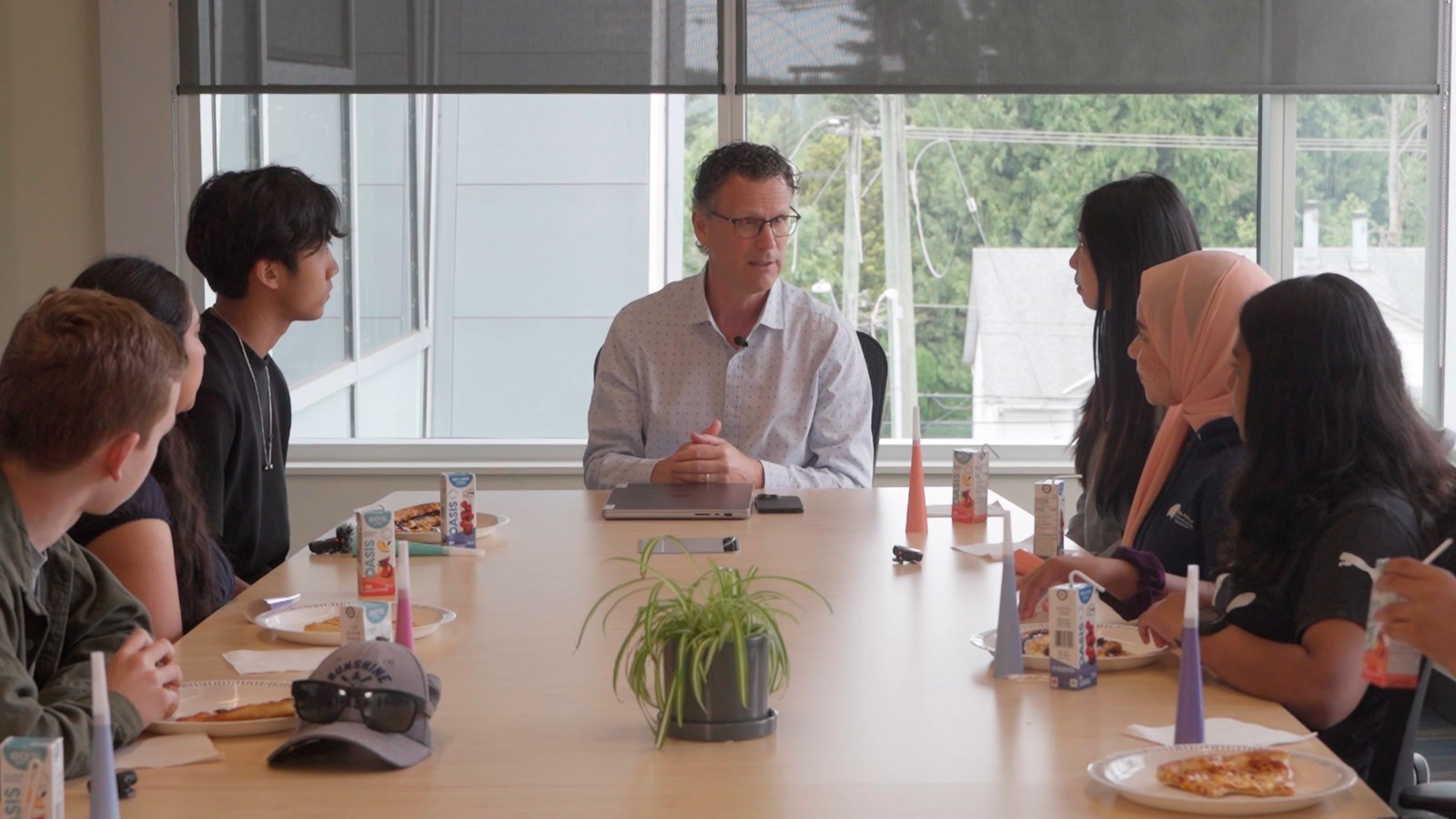 WATCH: Supt. Mark Pearmain reconvenes with AI Student Council