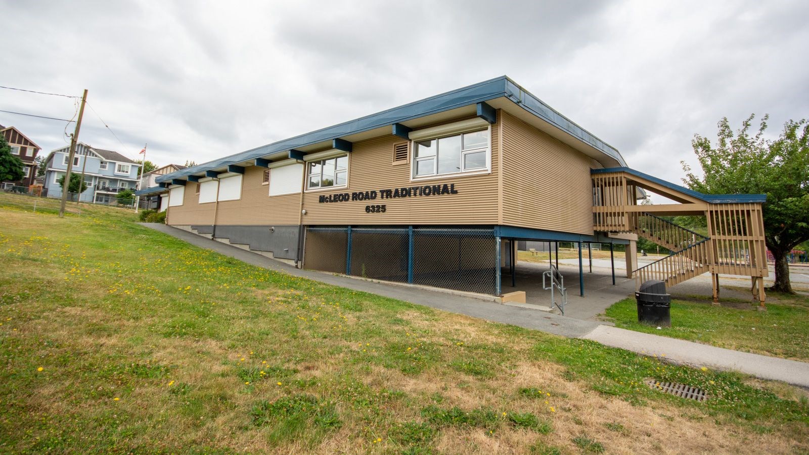 Welcome to McLeod Road Traditional