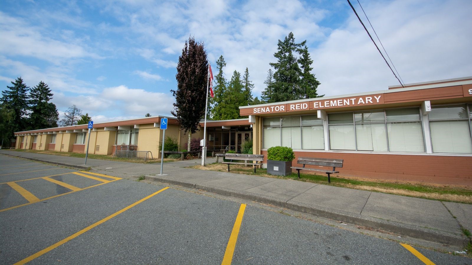 Welcome to Senator Reid Elementary!