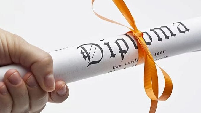 Diploma pick-up